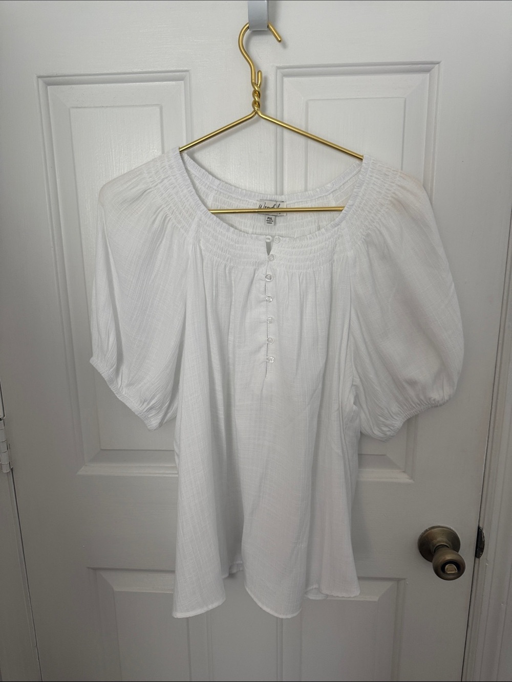 Wonderly White Puff Sleeve Smocked Peasant Blouse